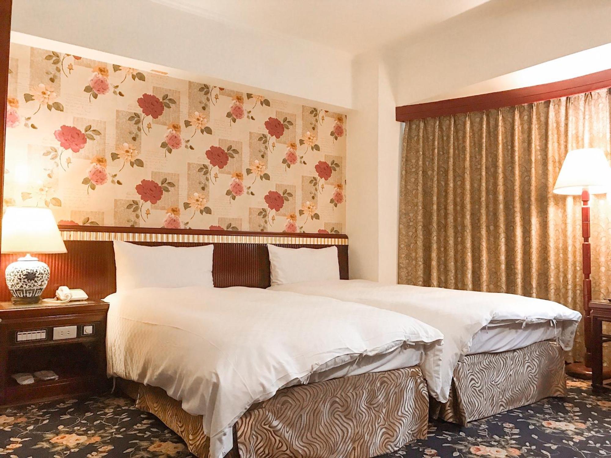 Nagahiro Hotel, Taichung Wenxin Branch Taizhong Zewnętrze zdjęcie