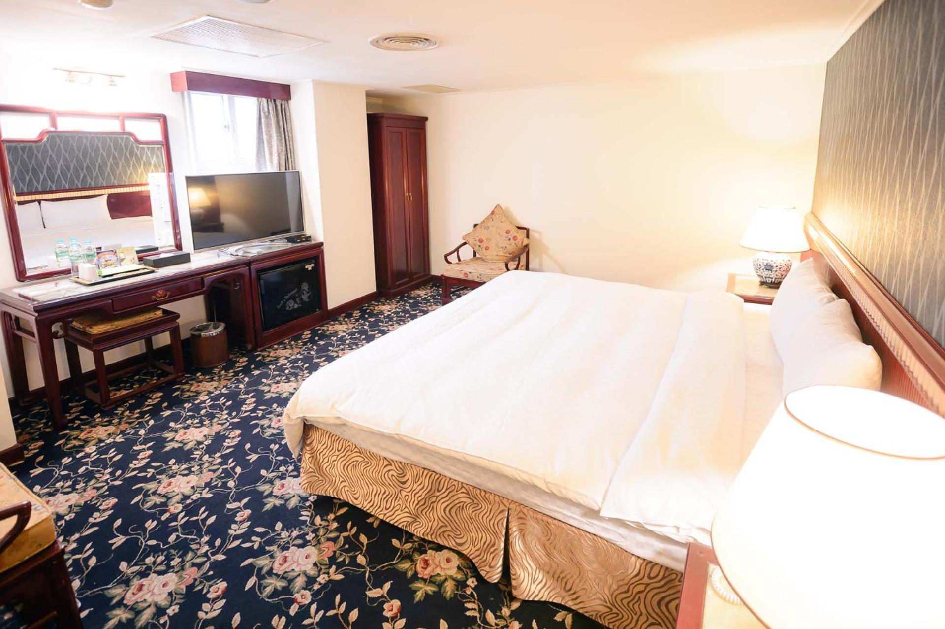 Nagahiro Hotel, Taichung Wenxin Branch Taizhong Zewnętrze zdjęcie