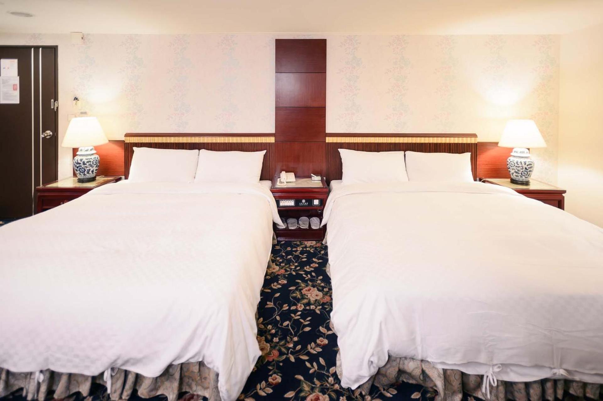 Nagahiro Hotel, Taichung Wenxin Branch Taizhong Zewnętrze zdjęcie