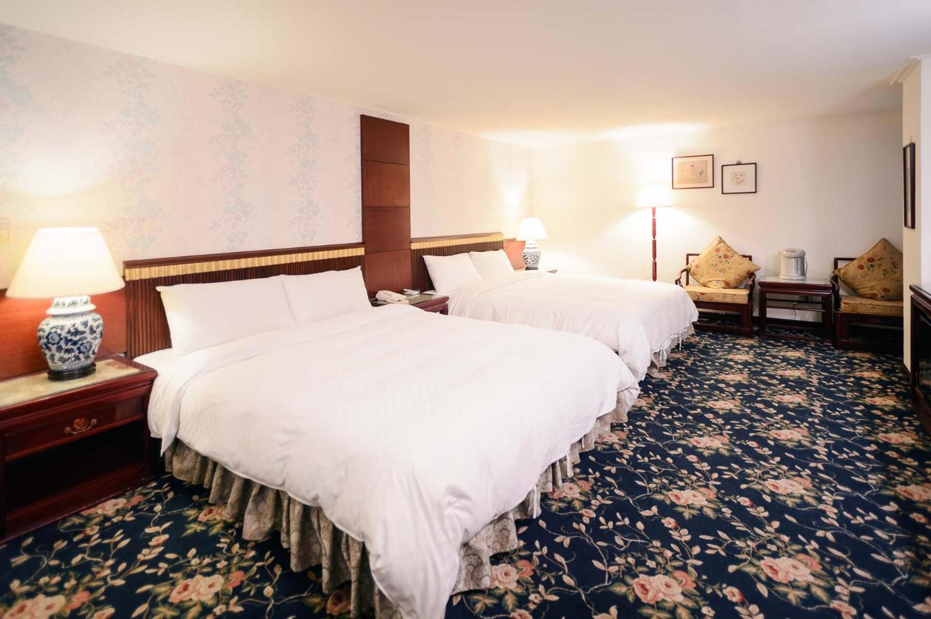 Nagahiro Hotel, Taichung Wenxin Branch Taizhong Zewnętrze zdjęcie