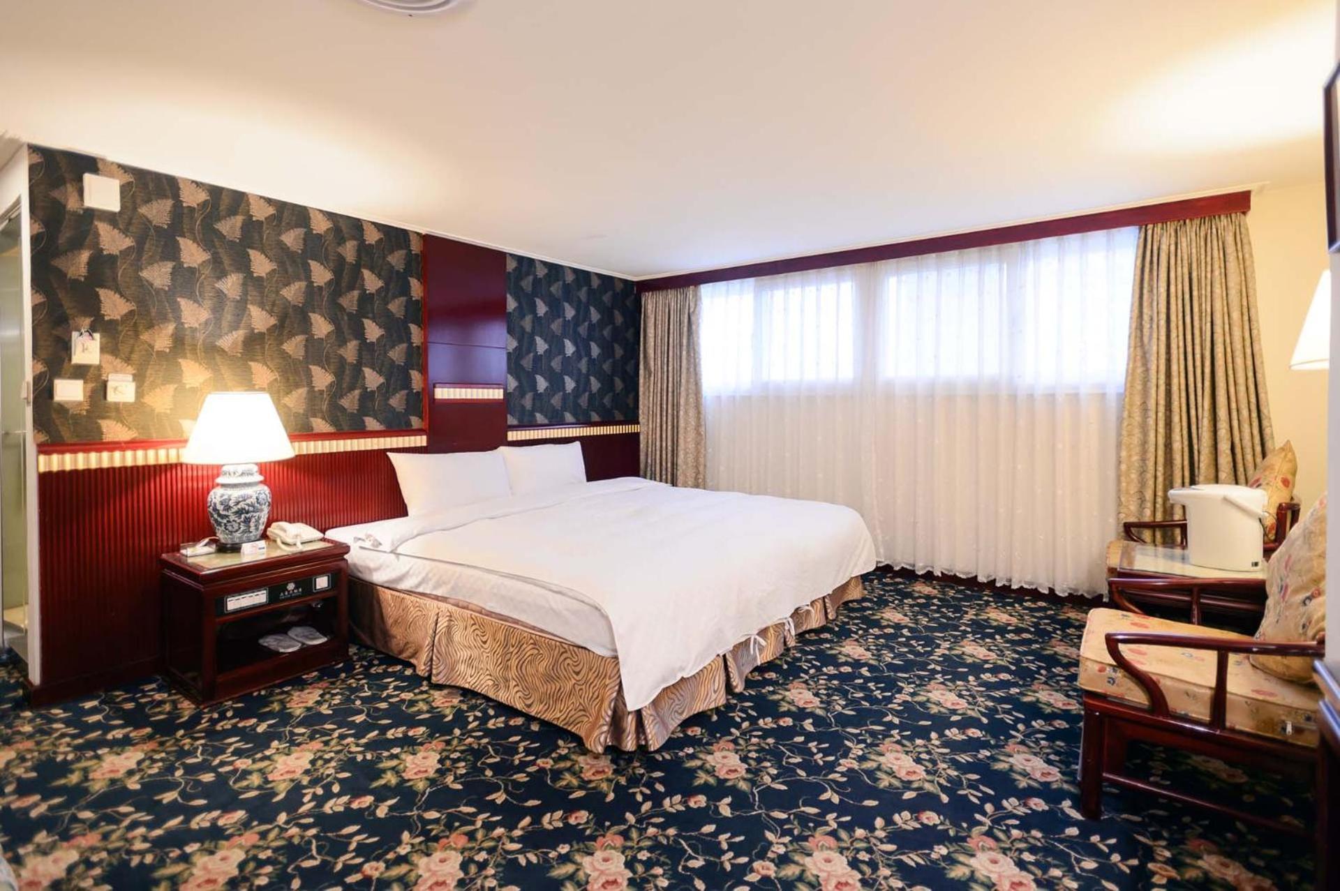 Nagahiro Hotel, Taichung Wenxin Branch Taizhong Zewnętrze zdjęcie